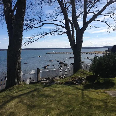 Dom wakacyjny Aessa House