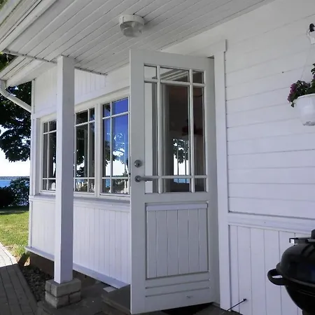 Aessa House