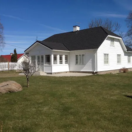 Puhkemaja Aessa House *